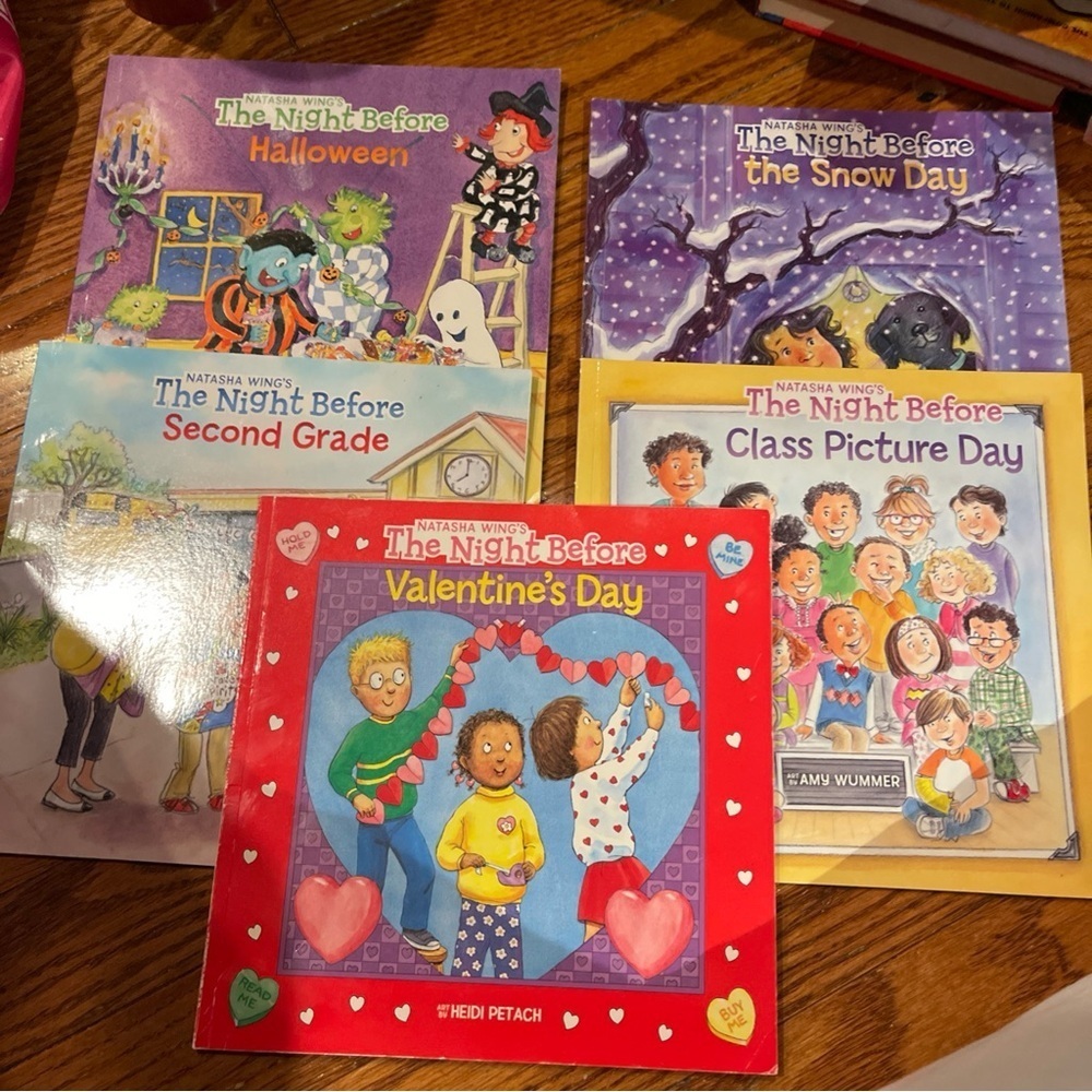 RANDOM Lot of 5: The Night Before Book Series by Natasha Wing
